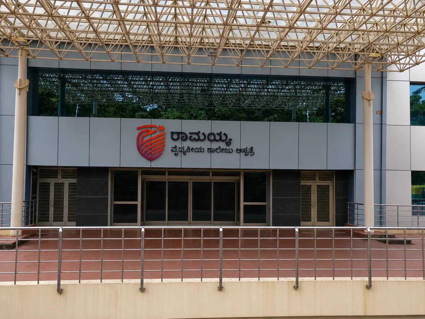 Hospitals & Clinics project photo 2
