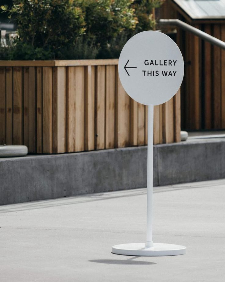 Round Pedestal Signage – Directional Floor Stand (Customizable)
